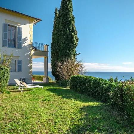Villa Magnifique D'epoque Vue Mer, A 12 Min A Pieds Menton